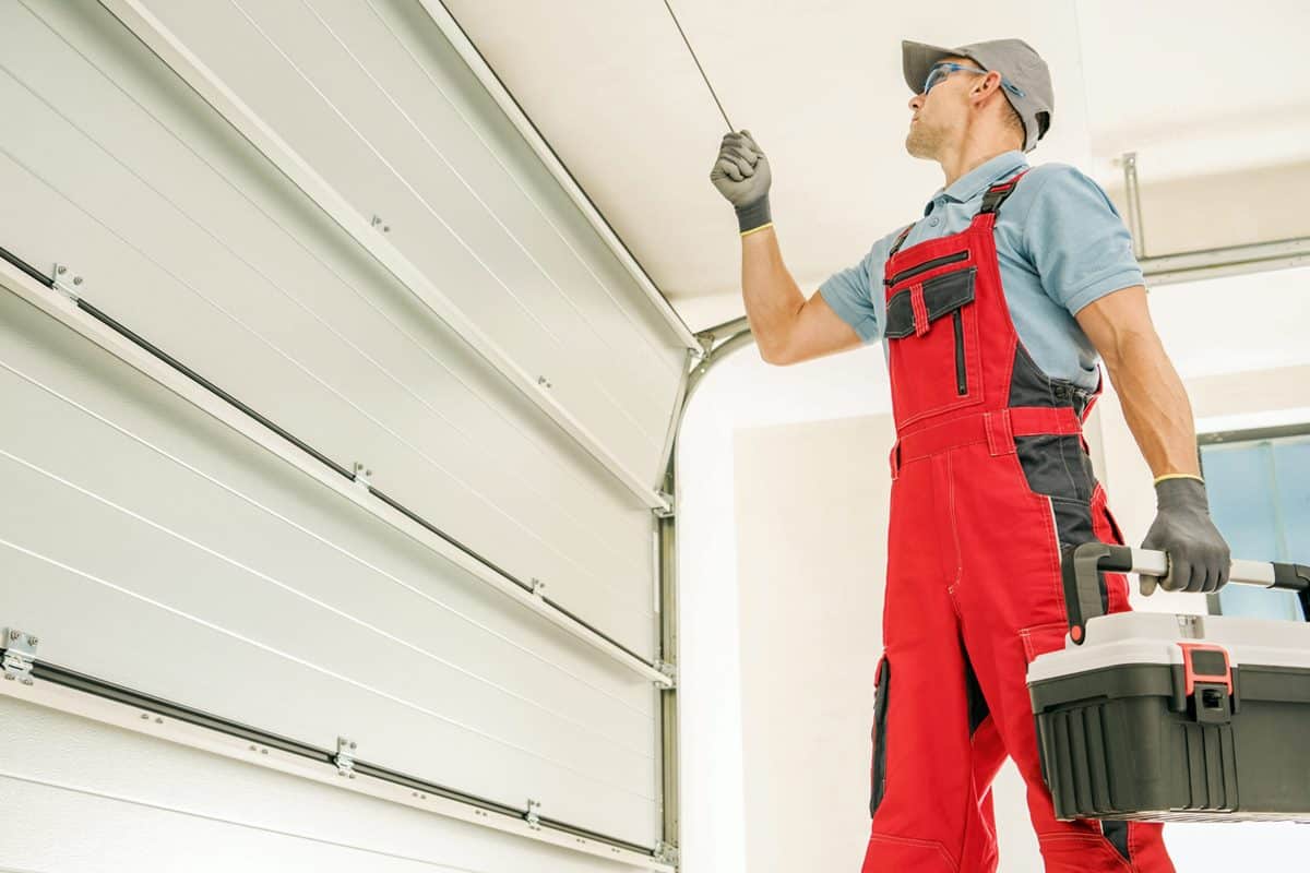 Garage door line wall shade