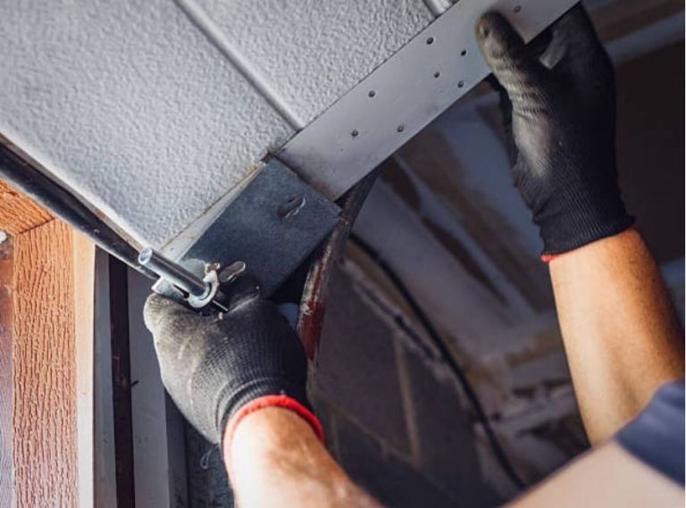 Roseville Garage Door Emergency: What Actually Counts as One and What to Do in the First 10 Minutes